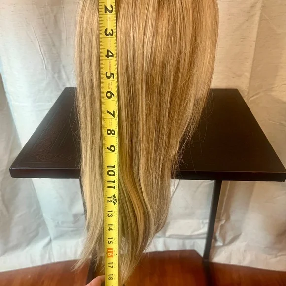 Human Hair Lace Front Wig – 18” Honey Blonde Highlights w/ Dark Roots